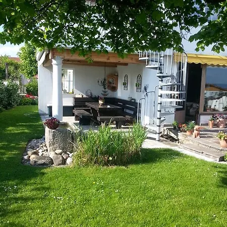 Hotel/pension Rosengarten Guest house