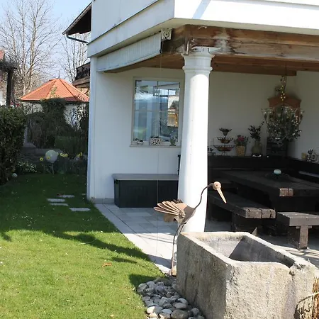Hotel/pension Rosengarten Guest house