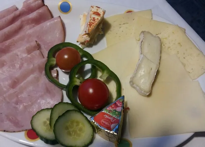 Konukevi Hotel/pension Rosengarten Franking