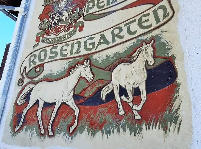 Hotel/pension Rosengarten بيت ضيافة Franking